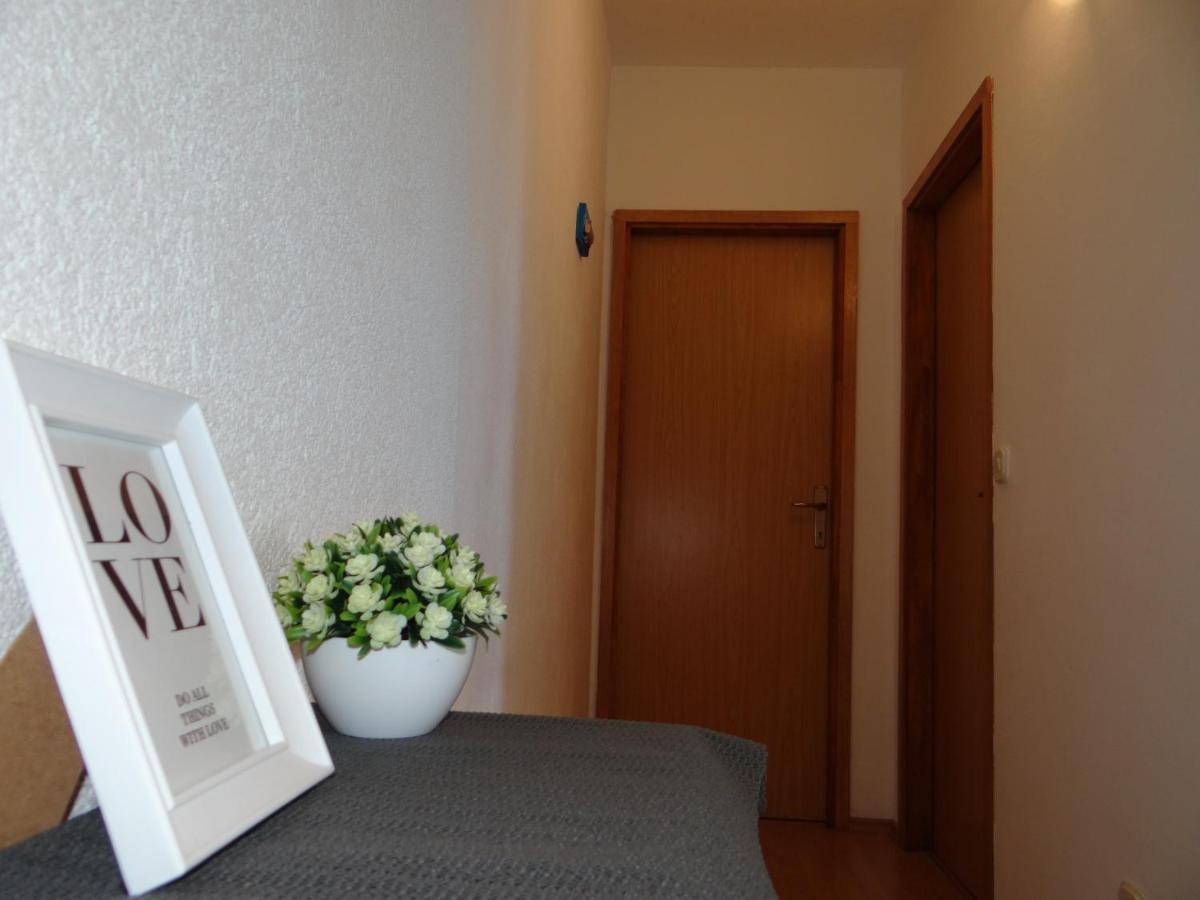 Apartmani Mara Rogoznica Rogoznica  Exterior foto