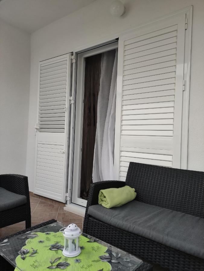 Apartmani Mara Rogoznica Rogoznica  Exterior foto