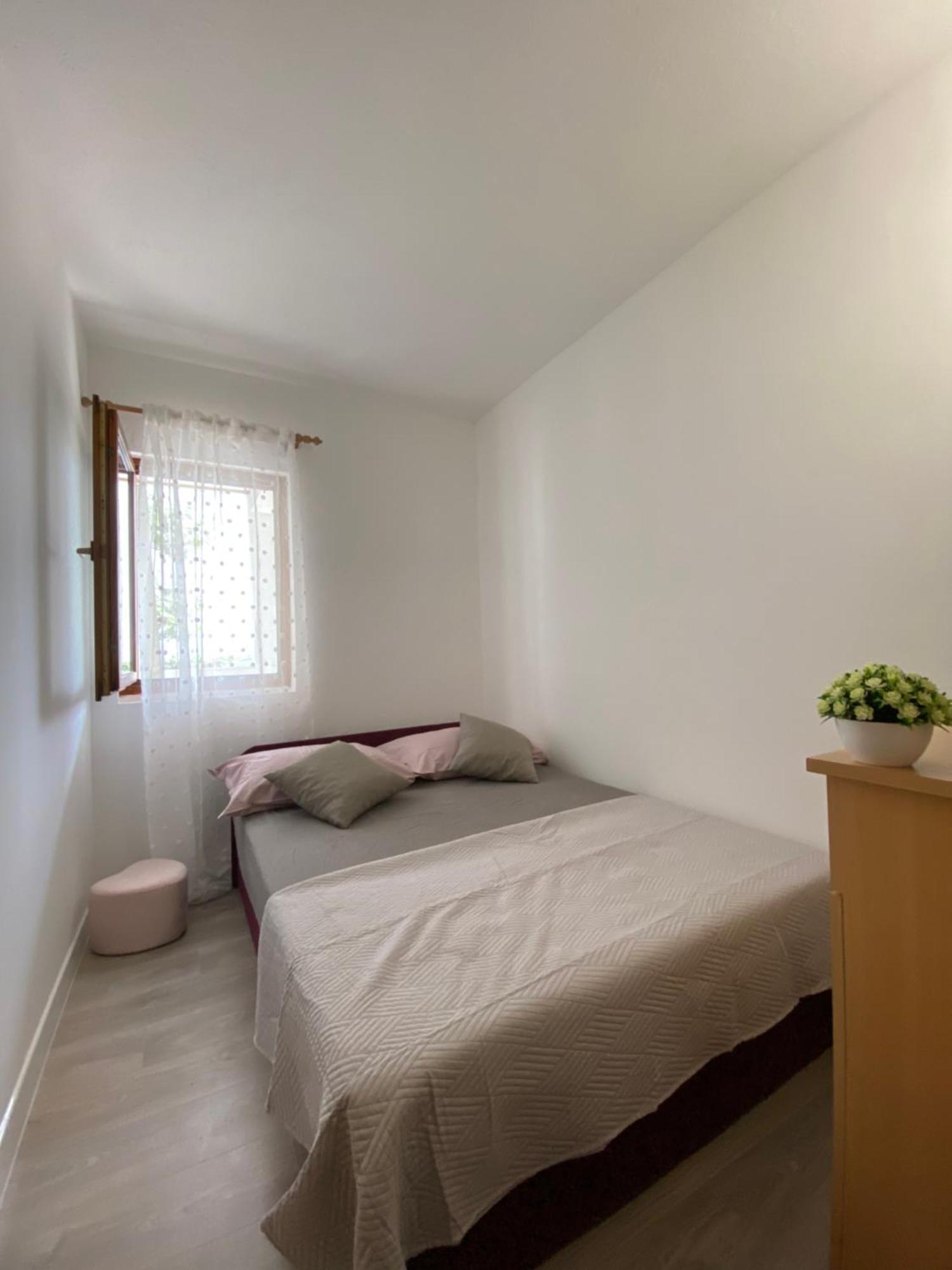 Apartmani Mara Rogoznica Rogoznica  Exterior foto